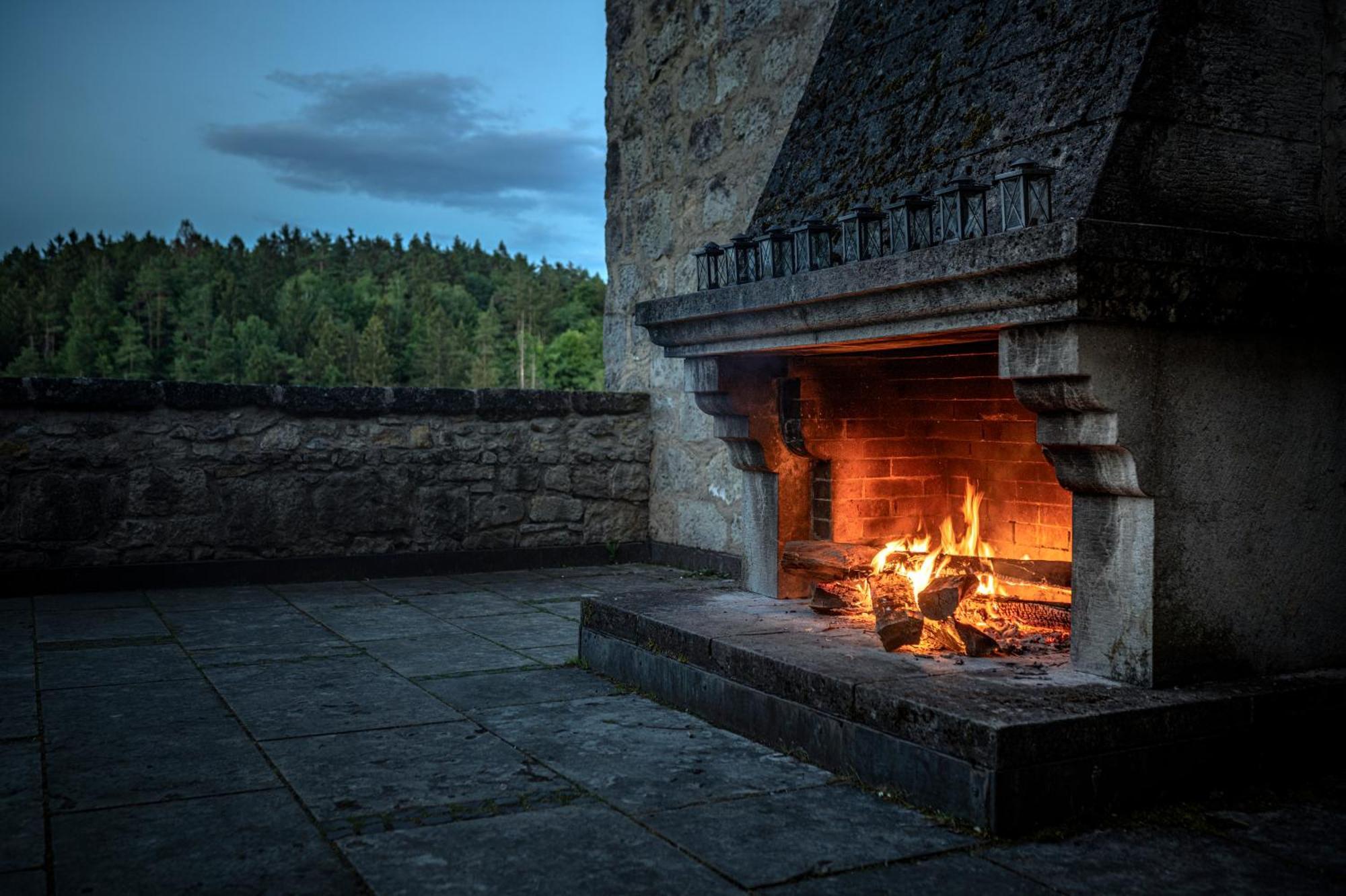 Burg Rabenstein Hotel Kirchahorn Buitenkant foto
